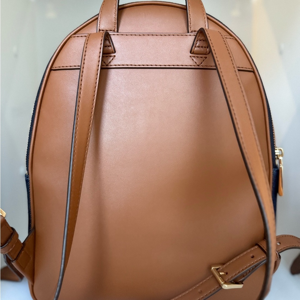 Michael Kors Brooklyn Medium Demin and Leather Backpack. - Picture 4 of 12